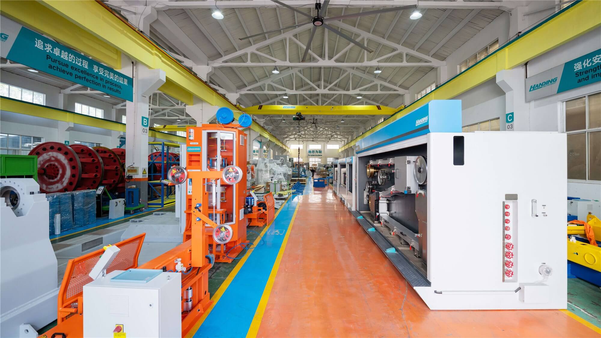 江蘇漢鼎線纜設(shè)備有限公司電線電纜設(shè)備生產(chǎn)車間 江蘇漢鼎線纜設(shè)備有限公司電線電纜設(shè)備生產(chǎn)車間